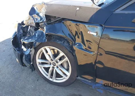 2017 Audi A4 2.0T Season Of Audi Premium z USA, uszkodzony, nr VIN WAUDNAF45HN039150